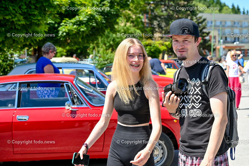 Slowakei_ Povazska Bystrica_ Veteran Tour Manin_ 14.06.2025-138 | 14.06.2025, Slowakei, SVK, Trenciansky kraj, Povazska Bystrica, im Bild Oldtimer Klub, Historische Fahrzeuge, Veteran Tour Manin, Auto, Alt, Besucher, Menschen, Feature, Symbolbild