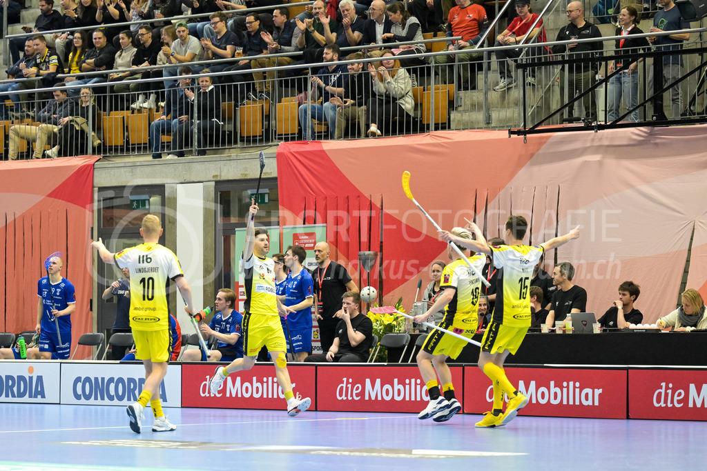 Zug United vs HC Rychenberg - 22. February 2025 | Zug United vs HC RychenbergSporthalle Wankdorf, BernNico Mutter (#61 HC Rychenberg Winterthur) erzielt das 0:4.Bild: Sportfotografie Markus Aeschimann | www.markus-aeschimann.ch - Realisiert mit Pictrs.com