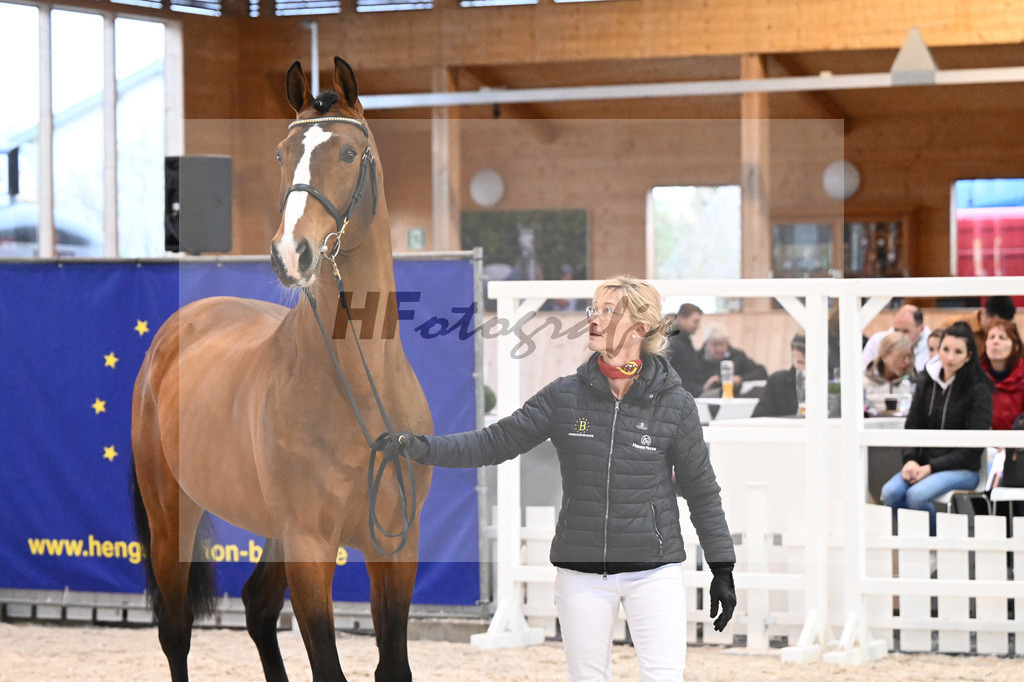 Sanvaro_7240727 | hf-fotografie - Realisiert mit Pictrs.com