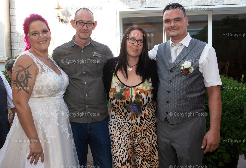 KERSTINFREDYHOCHZEIT_260822_204 | bilder, linz, photo, foto, fussball, sport, fotolui, bundesliga