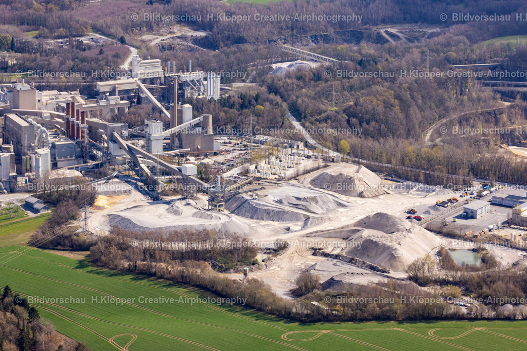 Luftbild Wülfrath Rheinkalk-2890 | Luftbild Wülfrath Rheinkalk - Realisiert mit Pictrs.com