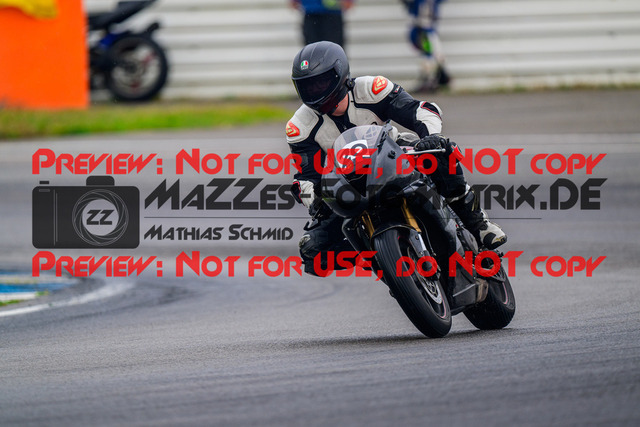 MaZZes_Fotomatrix_20240923_6007705_1081 | Fotograf Mathias Schmid
Sportfotograf,
Eventfotograf,
Hochzeitsfotograf,
Portraitfotograf