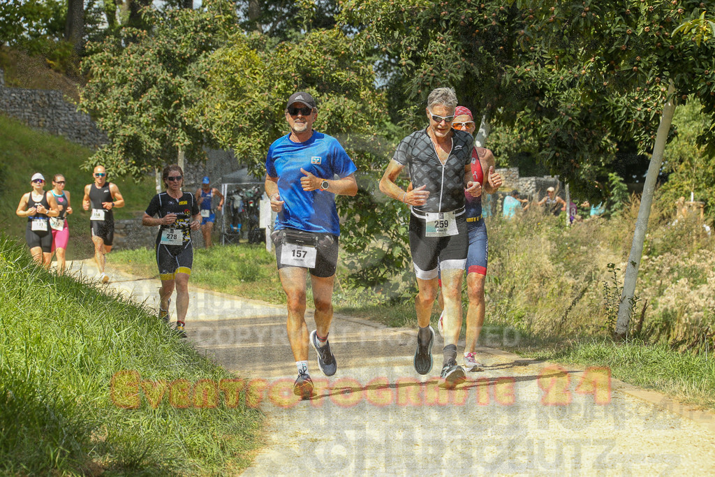 250824_1328_EX1_2516 | Sportfotografie im Rhein-Sieg Kreis, Köln, Bonn, NRW, Rheinland Pfalz, Hessen, etc. Unser Tätigkeitsfeld umfasst den Laufsport vom Volkslauf über den Marathon, Duathlon, Triathon bis zum Ultralauf wie Kölnpfad Ultra oder Schindertrail.