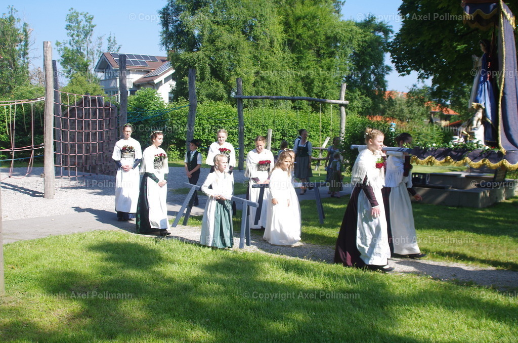 IMGP3042 | fotografiert von Axel PollmannLeonhardi Wallfahrt Benediktbeuern und Murnau, Fronleichnam, Fasching, Landschaft im Loisachtal und Benediktbeuern  - Realisiert mit Pictrs.com