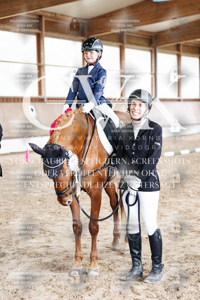 CK902470 | Turnierfotografie Pferdefotografie Trier Rheinland-Pfalz Pferdesport Reitsport Tierfotografie Sportfotografie Pferdevideo Pferdevideografie Equestrianvideography equestrianphotography  - Realisiert mit Pictrs.com