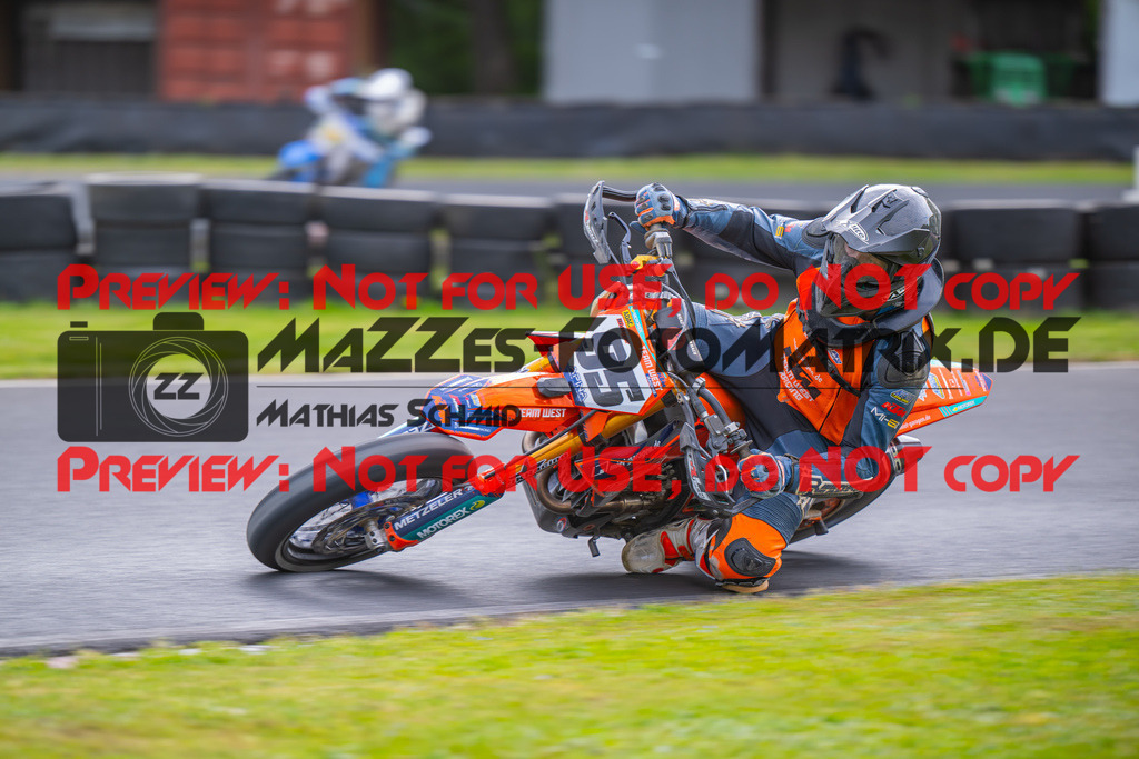 MaZZes-Fotomatrix-20260508-56431 | G4