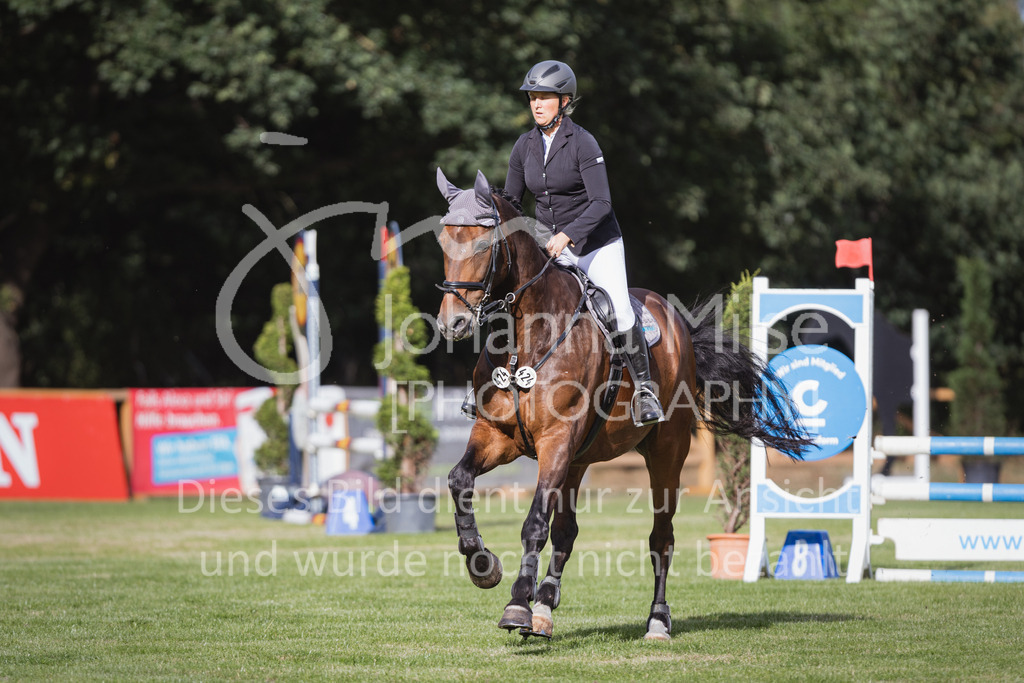 220714_LC_Stil-A2-225 | Deine schönsten Turniermomente als professionelle Fotos! Entdecke hochwertige Pferdesport-Fotografie im Online-Shop. Jetzt Fotos finden & bestellen!