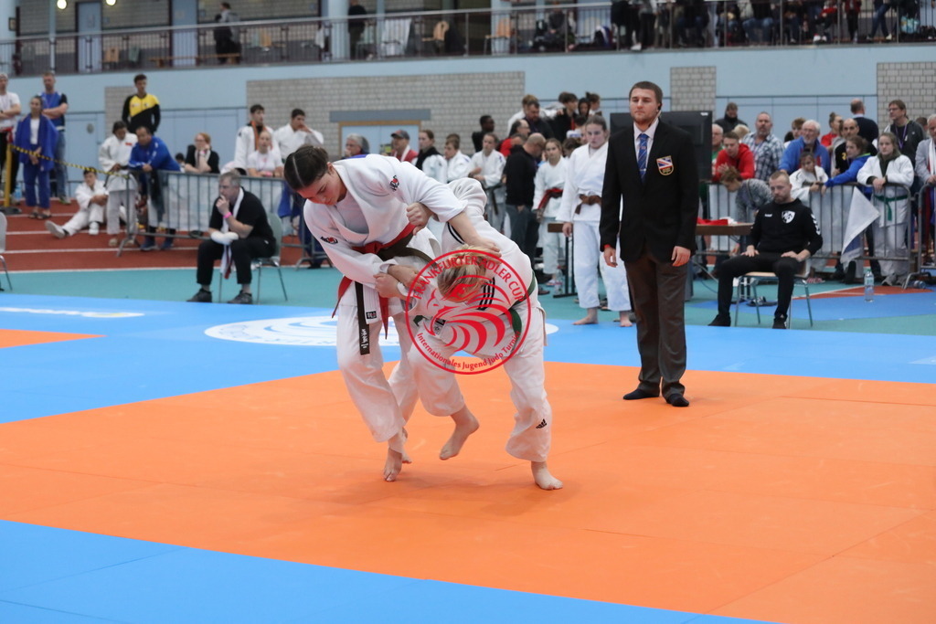 1J7A3435 | Fotos vom Adler Cup - Pictures from Adler Cup

Hier findet Ihr alle Eindrücke und großen Momente der Adler Cup Wochenenden. Here you will find all impressions and great moments of the Adler Cup weekends. - Realisiert mit Pictrs.com