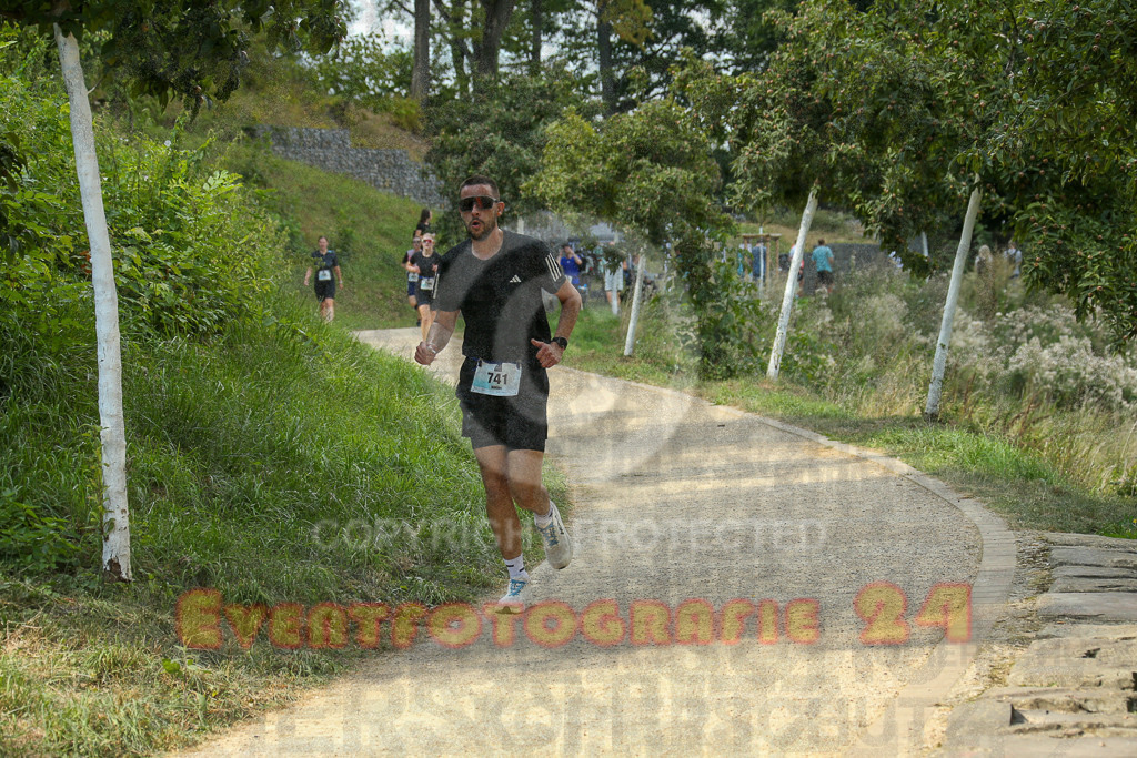 250824_1501_EX1_8329 | Sportfotografie im Rhein-Sieg Kreis, Köln, Bonn, NRW, Rheinland Pfalz, Hessen, etc. Unser Tätigkeitsfeld umfasst den Laufsport vom Volkslauf über den Marathon, Duathlon, Triathon bis zum Ultralauf wie Kölnpfad Ultra oder Schindertrail.