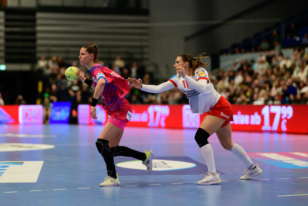 Handball I Frauen I Saison 2024-2025 I Länderspiel I Deutschland - Dänemark | Der Sportfotograf. - Realisiert mit Pictrs.com