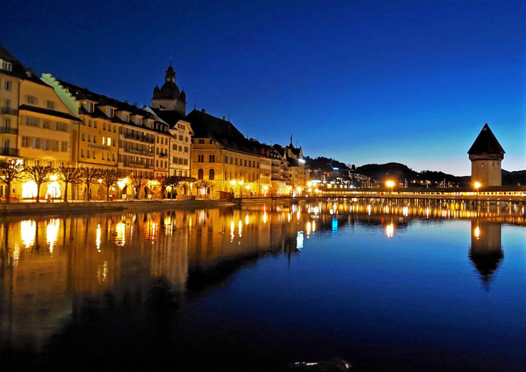 Morgenlichter Luzern | huwimedia-fotografie - Realisiert mit Pictrs.com