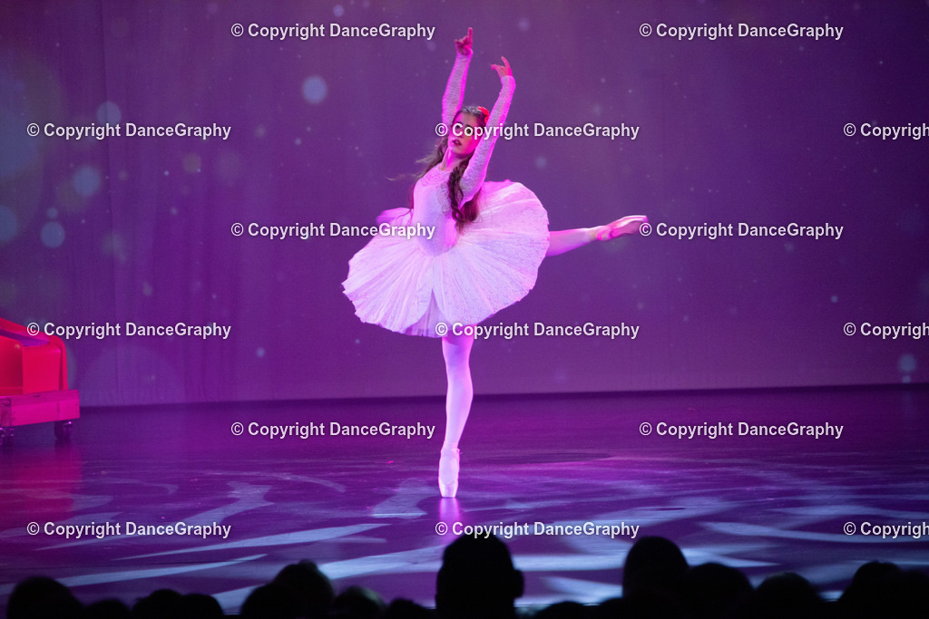 GPHY2216 | DanceGraphy - Realisiert mit Pictrs.com