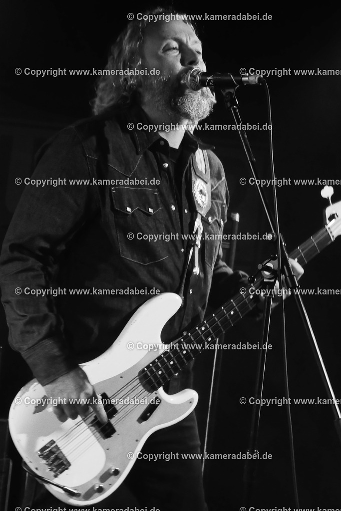 Konzert : Black Bottle Riot am 14.11.2025 im Rare Guitar in Münster | Konzert : Black Bottle Riot am 14.11.2025 im Rare Guitar in Münster - Realisiert mit Pictrs.com
