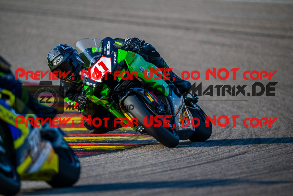 MaZZes_FotoMatrix_240504_6007705_6161 | STK1000