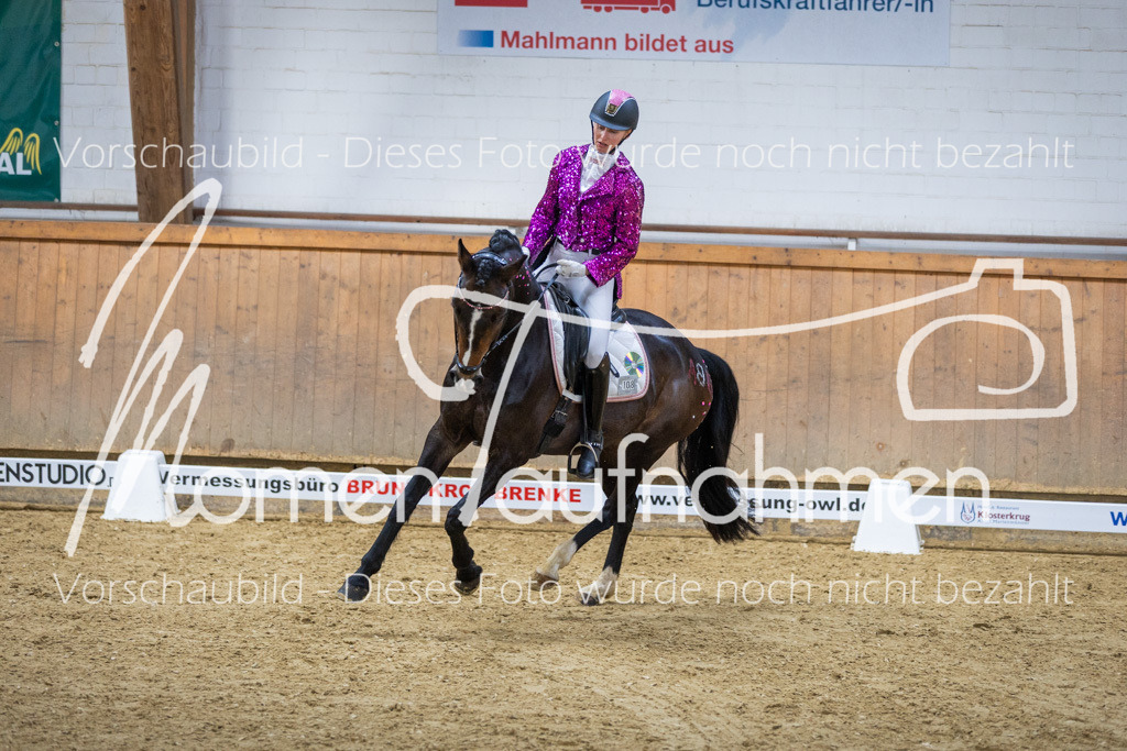 Sth-LPO25-L-Kür-020 | MomenTaufnahmen Pferdesportfotos