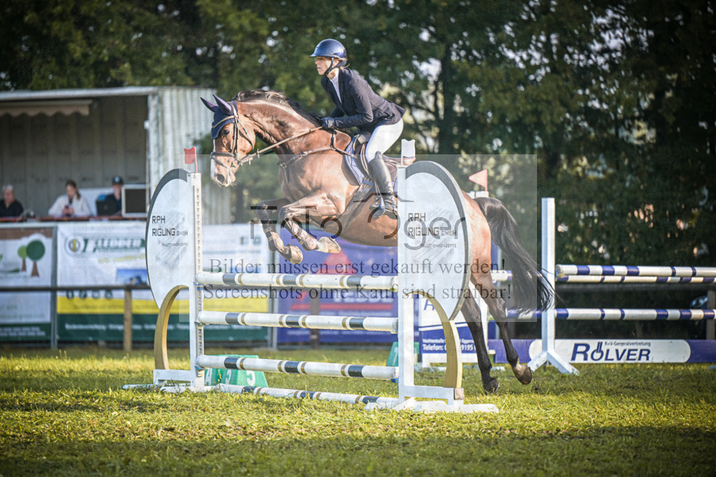 DOS_0743 | Entdecke hochwertige Reitturnierfotos von Foto Oger. Professionell, emotional und authentisch – jetzt Lieblingsmomente im Shop bestellen.Deutschlandweite Turnierfotografie. - Realisiert mit Pictrs.com