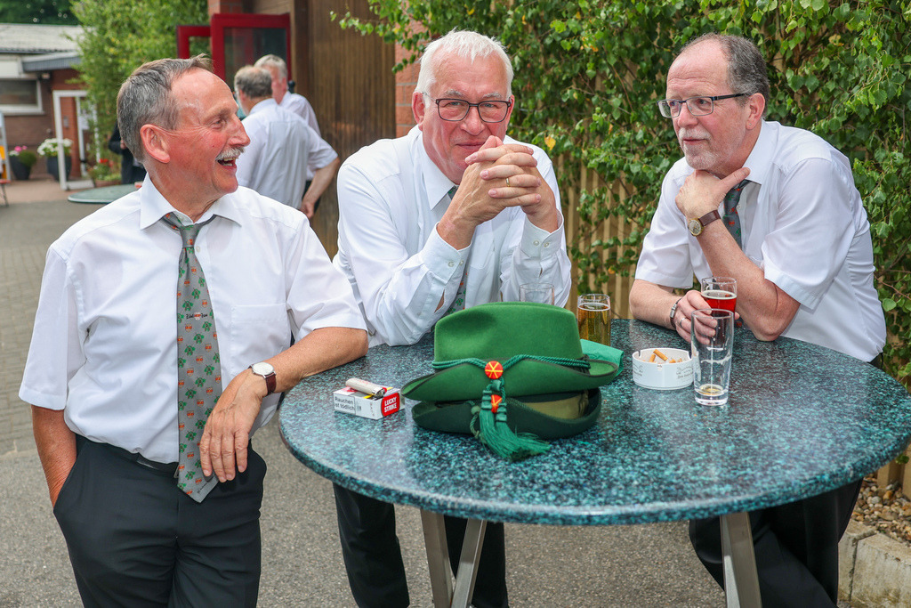 top-top.de-250628-089 | Foto, Video, Fotografie, Videografie, Fotobox, DJ, Discjockey, Musik, Musikbox, Veranstaltung, Photobooth, Amazon, Ebay, Buchtipp, Bestseller, Autor, Verlag, Buch, Wesel, Hamminkeln, NRW, Dinslaken, Rees, Drohne, Hochzeit, Party, Fotobox, Wesel, Fotograf