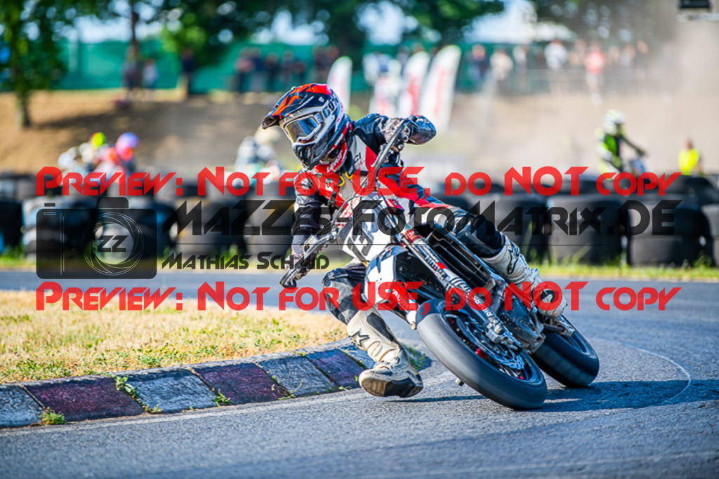 MaZZes_FotoMatrix_220528_6228-2 | Fotograf Mathias Schmid
Sportfotograf,
Eventfotograf,
Hochzeitsfotograf,
Portraitfotograf