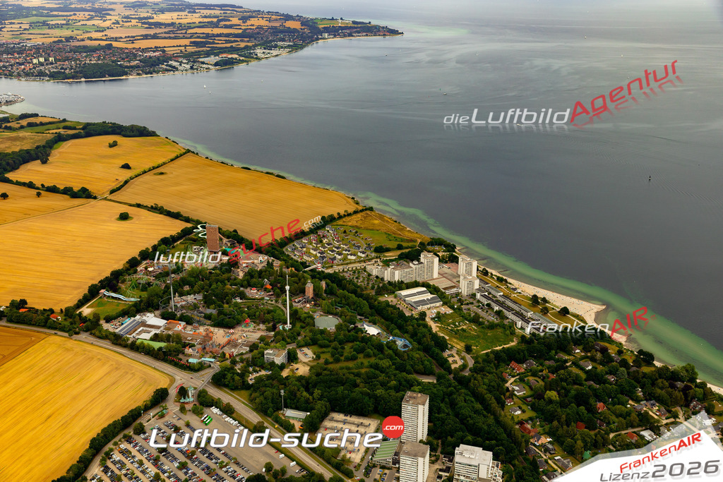 Das Luftbild der Stadt Sierksdorf wurde 2022 vom Flugzeug heraus erstellt (keine Drohnen-Aufnahmen) Aufnahmehöhe ca.450 Meter- hohe Bildauflösung und Druck-Qualität. Garantiert!