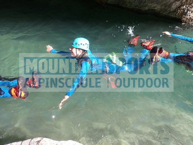 P9230041 | Bestelle die Bilder deines Berg- oder Wasser-Abenteuers mit Mountain Sports bequem von zu Hause aus direkt über unseren Online Fotoshop von pictrs.com. - Realisiert mit Pictrs.com