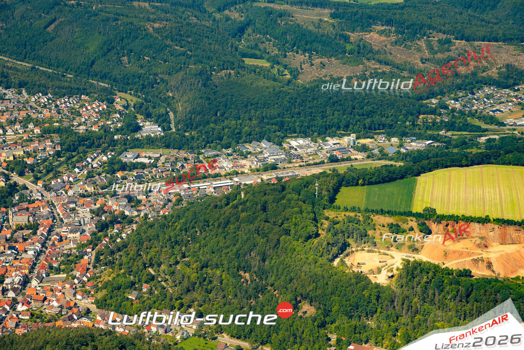 Das Luftbild der Stadt Marsberg wurde 2022 vom Flugzeug heraus erstellt (keine Drohnen-Aufnahmen) Aufnahmehöhe ca.450 Meter- hohe Bildauflösung und Druck-Qualität. Garantiert!