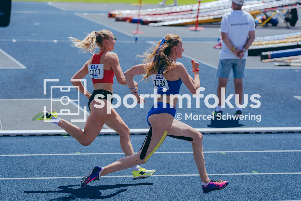 Deutsche Meisterschaften U20 / U16 2026 | Anne Böcker, TSV Bayer 04 Leverkusen, 1001, Luisa Ella Backes, TuS 1862 Kirn, 1136, 200-Meter-Lauf, Halbfinale, Deutsche Meisterschaften der U20 &amp; U16 2026, Lohrheidestadion Bochum-Wattenscheid, 12.07.2026. Foto: Marcel Schwering / sportimfokus - Realisiert mit Pictrs.com