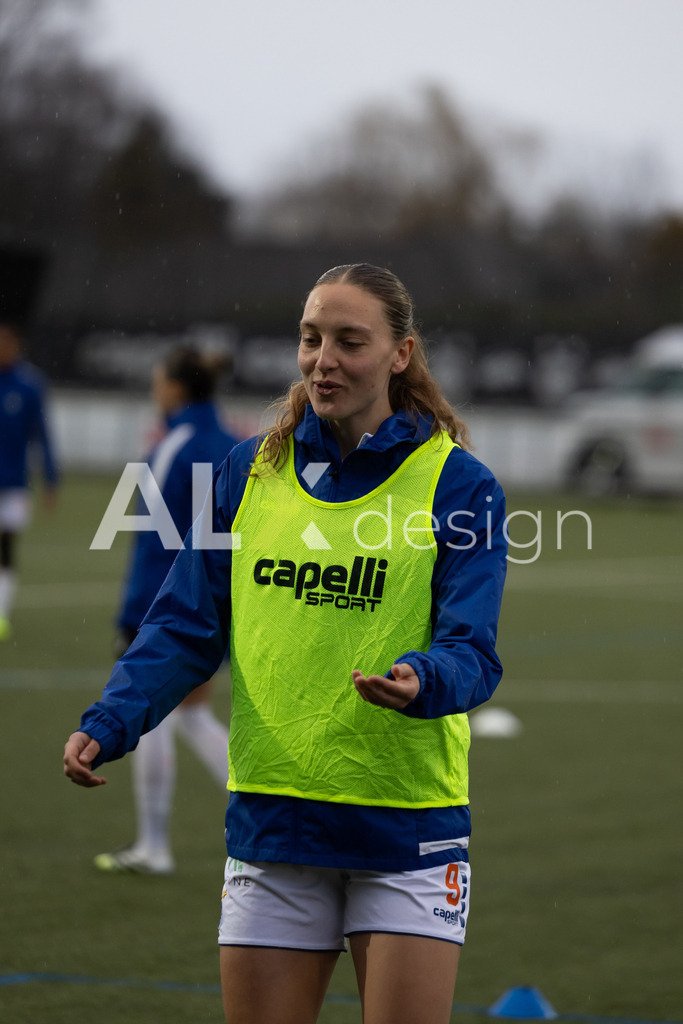 Fußball I Frauen I Saison 2025-2026 I AXA Women's Super League | Women I 14. Spieltag I Grasshoppers Club Zürich - FC Luzern I 14.02.2026 | 9 Brigitta Pulins (HU) (GC Zürich) – Angriff - Realisiert mit Pictrs.com