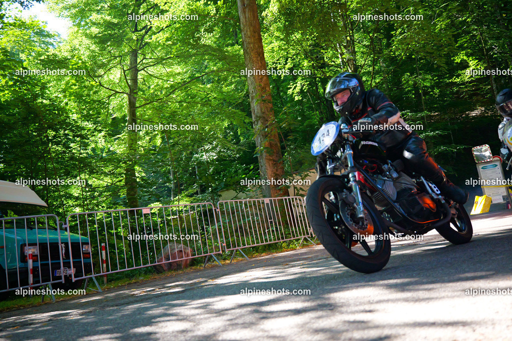 P1026025 | Erleben Sie atemberaubende, hochqualitative Fotos Ihrer Fahrt entlang der malerischen Alpenstraßen. Besuchen Sie alpineshots.com, um professionelle Aufnahmen Ihrer unvergesslichen Reise zu finden und zu kaufen - Realisiert mit Pictrs.com