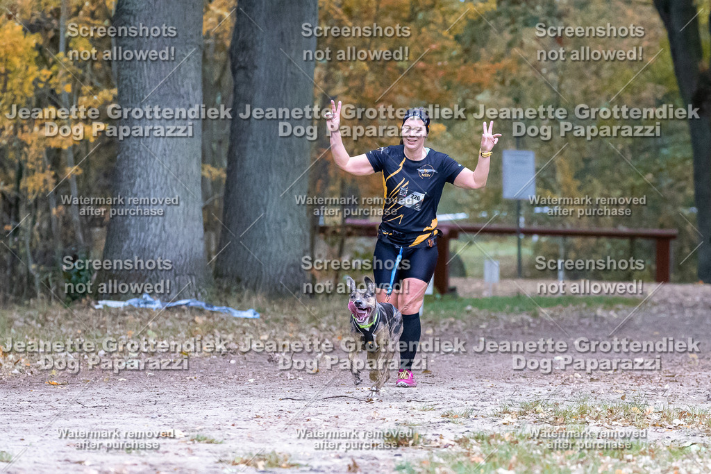 Dog Paparazzi - SD CaniX Championship 2025-136 | Dog Paparazzi Jeanette Grottendiek Fotografie & Videografie - Realisiert mit Pictrs.com