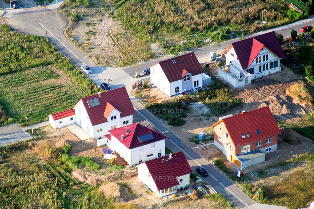 Luftbild: Neubaugebiet Am Höhenweg in Kandel im Bundesland Rheinland-Pfalz in Deutschland. Foto: IMG_7388.jpg vom 25.08.2007 durch Werner Riehm/FLY-FOTO.de