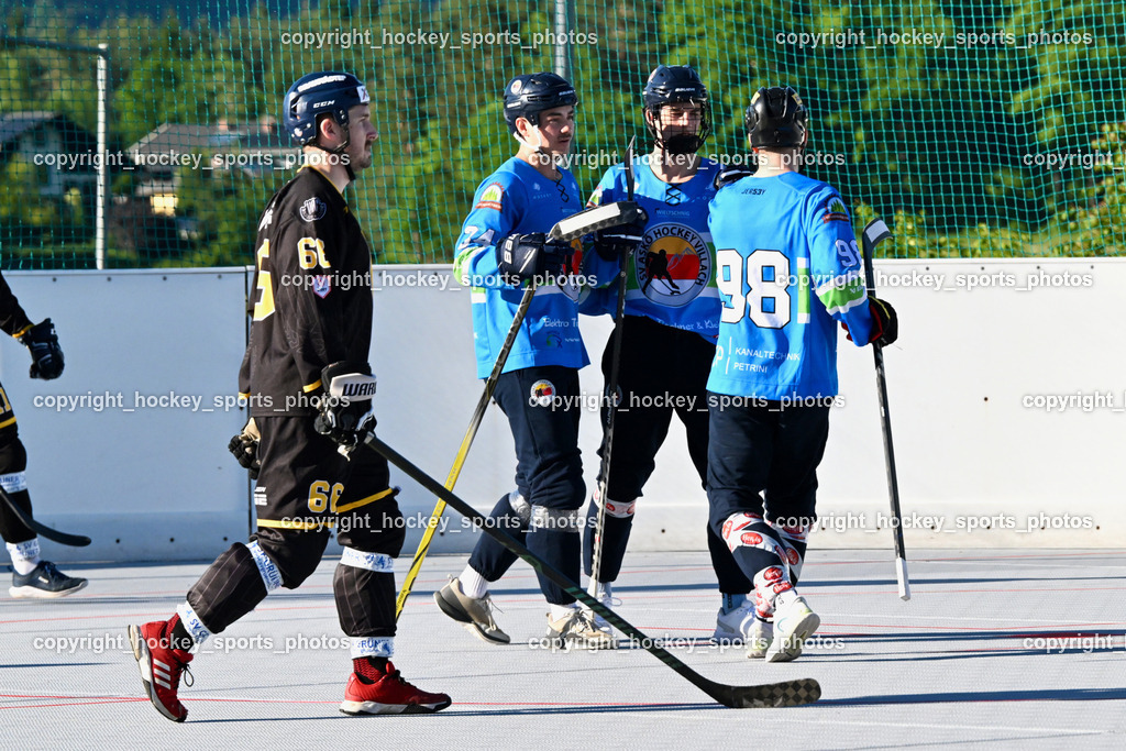 VAS Ballhockey Villach vs. ASKÖ Villach Ballhockey | Jubel ASKÖ Villach Ballhockey, #98 Maxa Alexander SV ASKÖ Ballhockey, #34 Prodinger Dominik SV ASKÖ Ballhockey, #18 Durica Lubos SV ASKÖ Ballhockey, VAS Ballhockey Villach vs. ASKÖ Villach Ballhockey , VAS Ballhockey Villach vs. ASKÖ Villach Ballhockey  am 13.05.2026 in Villach (Alpen Arena ), Austria, (Photo by Bernd Stefan)