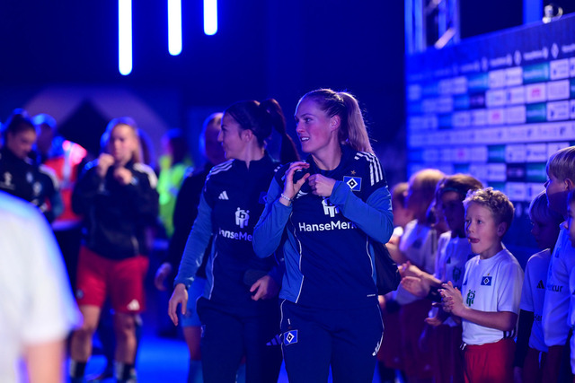 Fußball I Frauen I Saison 2025-2026 I Bundesliga I 10. Spieltag I Hamburger SV - 1. FC Nürnberg I 43975 | Inga Schuldt (1, Hamburger SV) - Realisiert mit Pictrs.com