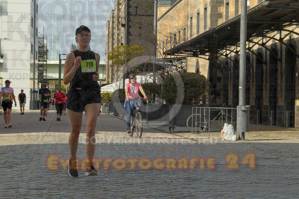 250920_1545_EV4_9521 | Sportfotografie im Rhein-Sieg Kreis, Köln, Bonn, NRW, Rheinland Pfalz, Hessen, etc. Unser Tätigkeitsfeld umfasst den Laufsport vom Volkslauf über den Marathon, Duathlon, Triathon bis zum Ultralauf wie Kölnpfad Ultra oder Schindertrail.