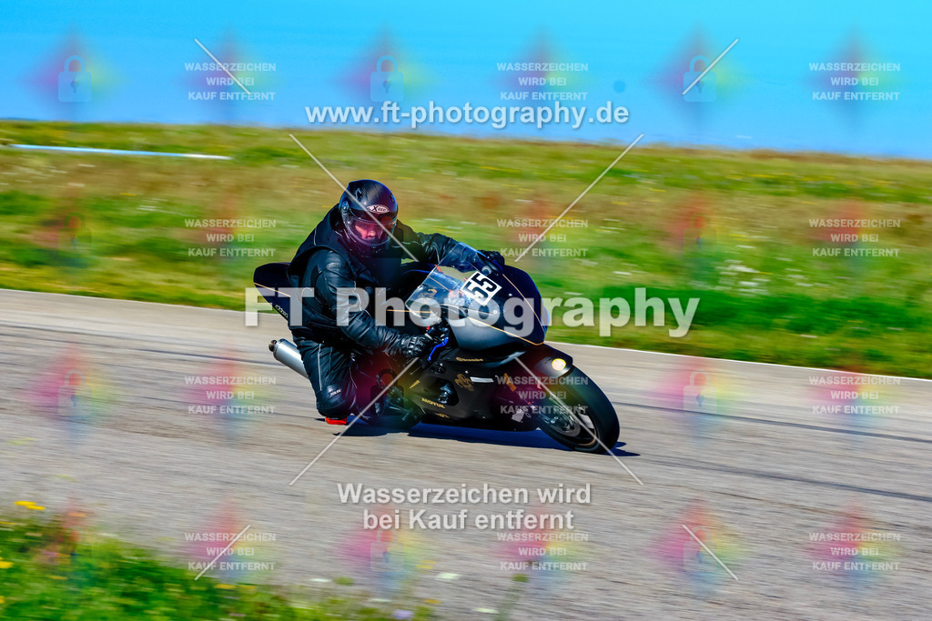 055-2037 | Hier findet Ihr Bilder von Touristenfahrten auf der Nürburgring Nordschleife oder von anderen Veranstaltungen die ich besucht habe. Viel Spass beim Durch Schauen 