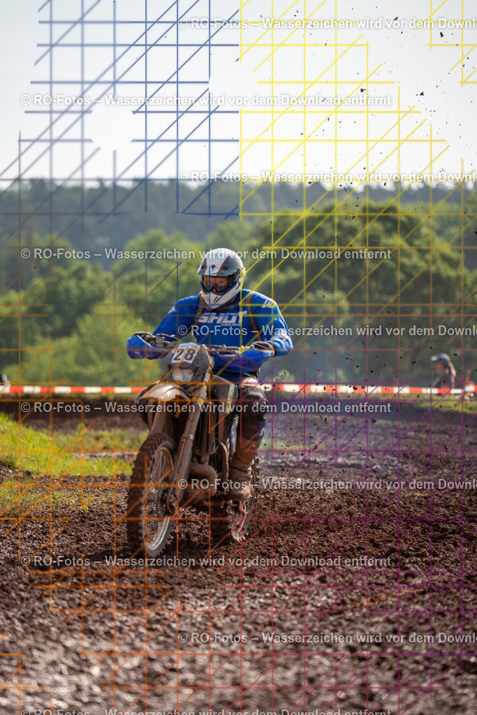 Wolfshausen 4 Lauf -652 | Sportfotografie von RO-Fotos: Motorsport, Motocross, Enduro, Laufveranstaltungen und Triathlon. Professionelle Fotos von Sportlern und Events. - Realisiert mit Pictrs.com