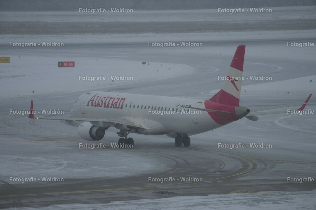 20221218  Deuschland Nuernberg - Airport-19 | Fotografie Woldron