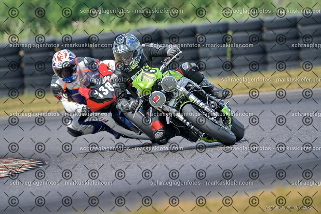 25bt04-1598 | markuskiefer.com - Realisiert mit Pictrs.com