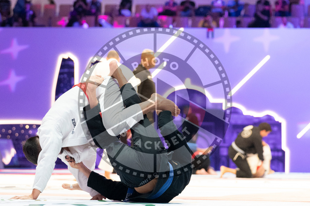 20231106PBB2208 | Fighters compete during the AJP World Master Championship in the Mubadala Arena in Abu Dhabi, Arab United Emirates, on November 6, 2023.