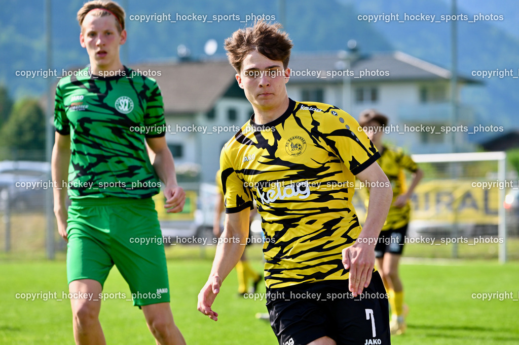 SC Landskron vs. FC Faakersee | #7 Felix Michael Bachlechner FC Faakersee, #23 Jona Jakob Steinwender SC Landskron, SC Landskron vs. FC Faakersee, SC Landskron vs. FC Faakersee am 27.04.2025 in Villach (Sportanlage Landskron), Austria, (Photo by Bernd Stefan)
