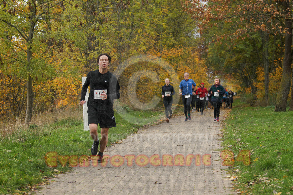 221127_1043_EV4_2057 | Sportfotografie im Rhein-Sieg Kreis, Köln, Bonn, NRW, Rheinland Pfalz, Hessen, etc. Unser Tätigkeitsfeld umfasst den Laufsport vom Volkslauf über den Marathon, Duathlon, Triathon bis zum Ultralauf wie Kölnpfad Ultra oder Schindertrail.