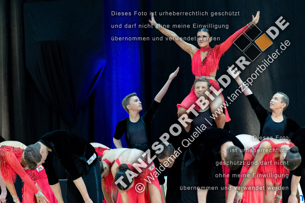 20240120-01977 | Hier finden Sie Tanz Bilder vom Latein und Standard Formationen tanzen. Sportbilder vom Tanzsport. Schöne Fotos und von Weltmeisterschaft, Europameisterschaft, Bundesliga, Regionalliga, Oberliga und Landesliga sowie von GOC Stuttgart, DanceComp, WM Bremen