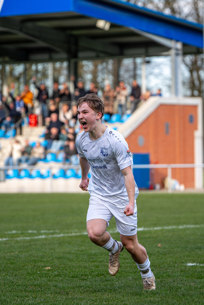 Fußball I Herren I Saison 2025-2026 I Halbfinale Kreispokal VEC I  BW Langförden - TV Dinklage II I 19832 | jns.sportfotos - Realisiert mit Pictrs.com