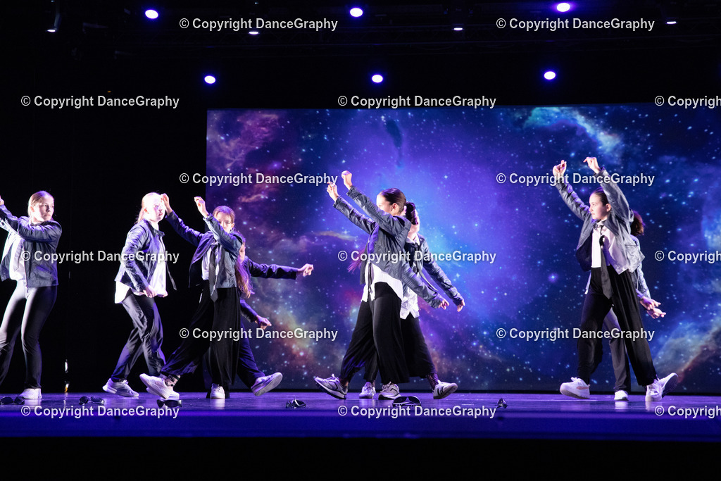 GPHY6406 | DanceGraphy - Realisiert mit Pictrs.com