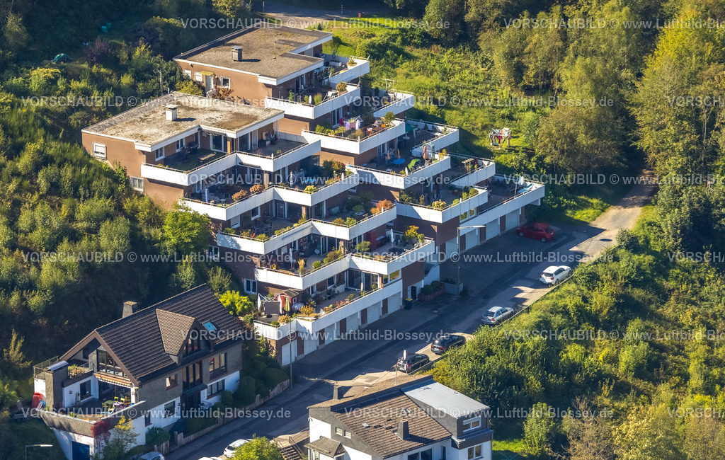 Lennestadt230910067Altenhundem-2 | Luftbild, Terrassenhaus Wohnanlage, Zur Lennhelle, Altenhundem, Lennestadt, Sauerland, Nordrhein-Westfalen, Deutschland