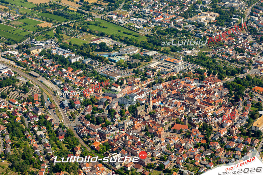 Das Luftbild zeigt :  Tauberbischofsheim - Die Luftaufnahme wurde 2023 vom UL-Flugzeug aus erstellt ( keine Drohne ) - Hochauflösende Luftaufnahme - Für grossformatige Ausdrucke geeignet. Die Geschenkidee !Mit Lizenz und Bildrechte bestellbar