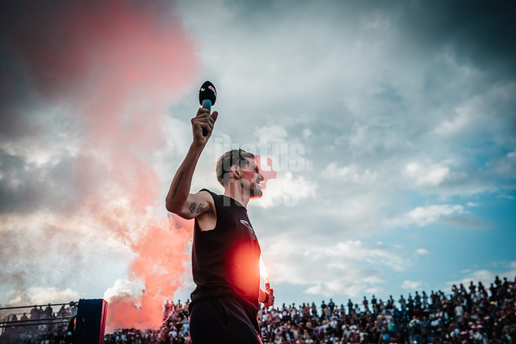 Beachvolleyball | Männer | Deutsche Meisterschaften 2025 Timmendorfer Strand | 05.09.2025 | Bennet Poniewaz wird verabschiedet Karriereende Verabschiedung Pyrotechnik