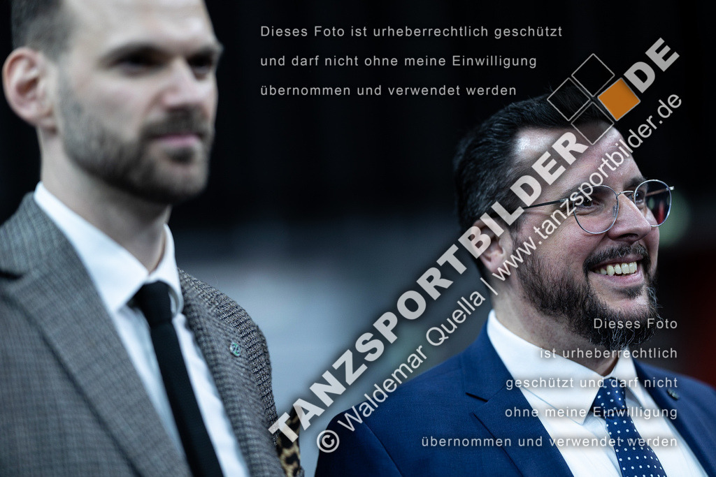 20230226-13329 | Hier finden Sie Tanz Bilder vom Latein und Standard Formationen tanzen. Sportbilder vom Tanzsport. Schöne Fotos und von Weltmeisterschaft, Europameisterschaft, Bundesliga, Regionalliga, Oberliga und Landesliga sowie von GOC Stuttgart, DanceComp, WM Bremen