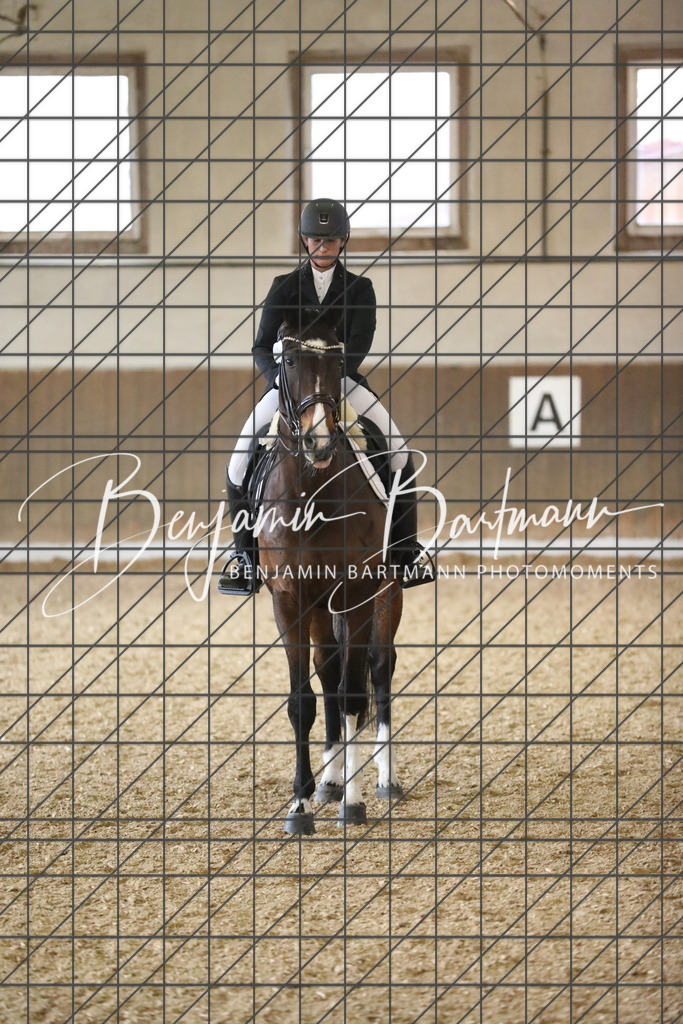 AZ2A2106 | Benjamin Bartmann Photomoments