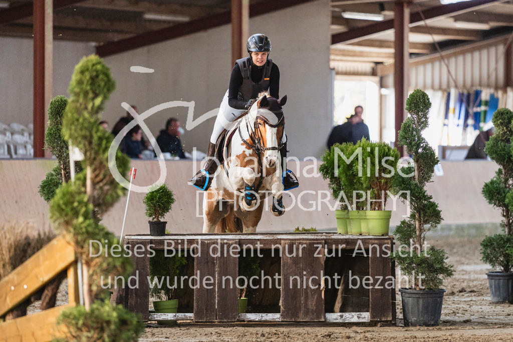 260322_HF-Schw_Gelaende-A-605 | Deine schönsten Turniermomente als professionelle Fotos! Entdecke hochwertige Pferdesport-Fotografie im Online-Shop. Jetzt Fotos finden & bestellen!