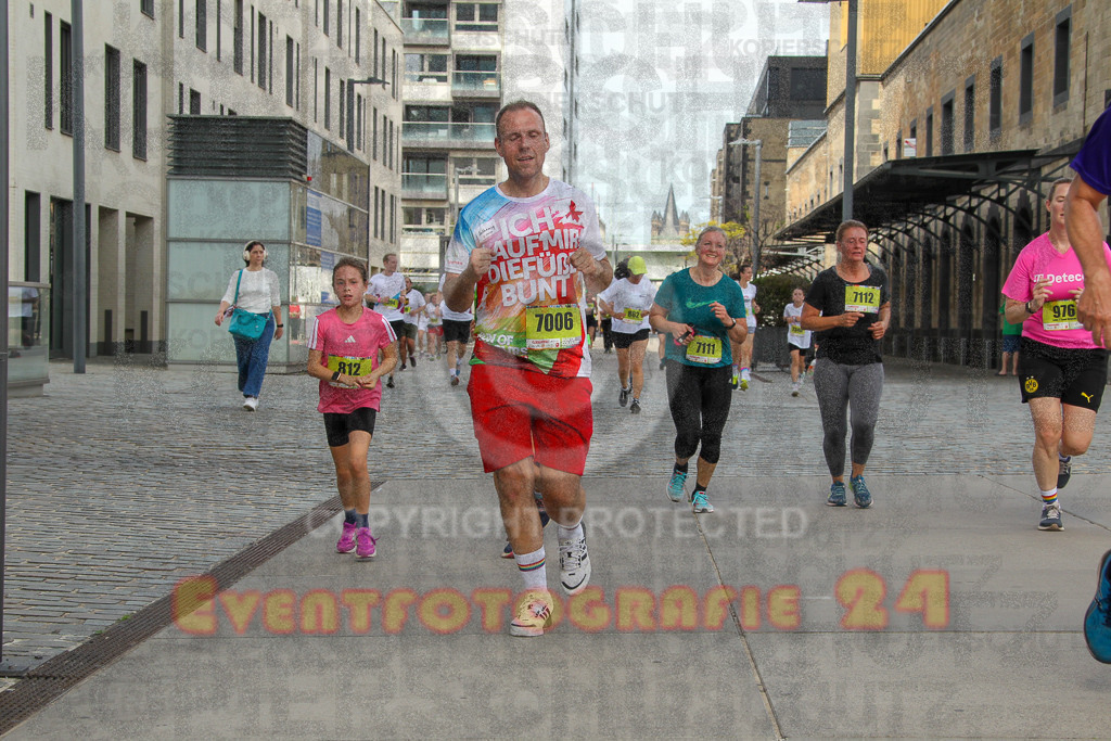 250920_1331_EV4_5924 | Sportfotografie im Rhein-Sieg Kreis, Köln, Bonn, NRW, Rheinland Pfalz, Hessen, etc. Unser Tätigkeitsfeld umfasst den Laufsport vom Volkslauf über den Marathon, Duathlon, Triathon bis zum Ultralauf wie Kölnpfad Ultra oder Schindertrail.